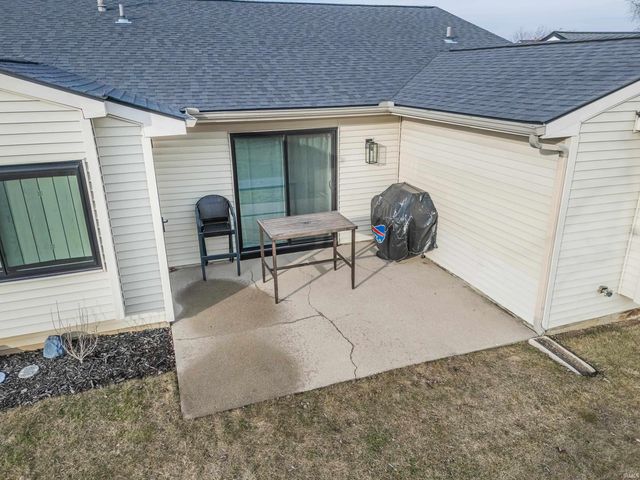 6810 Hunters Glen Drive, Fort Wayne, IN 46835