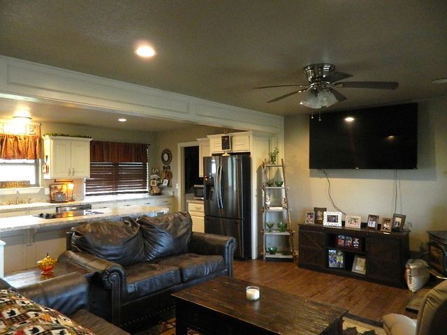 11005 Wedington Blacktop Road, Lincoln, AR 72744