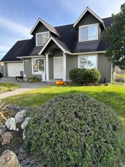 1976 Peninsula Drive, Arcata, CA 95521