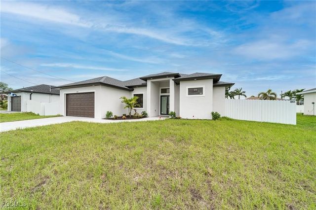1447 SW 1st ST, Cape Coral, FL 33991