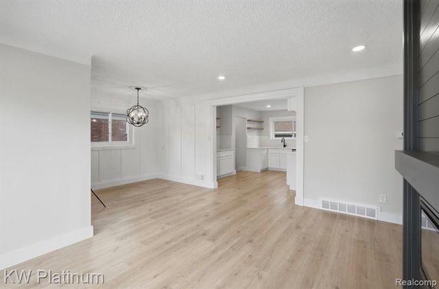 25718 Harmon Street, Saint Clair Shores, MI 48081