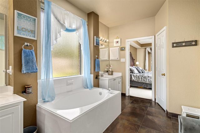 10407 Roman Hills Court, Houston, TX 77070