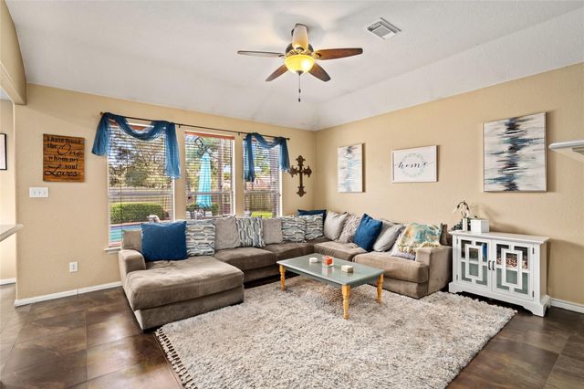 10407 Roman Hills Court, Houston, TX 77070