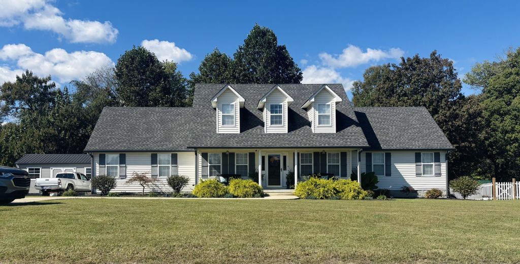586 Old Snow Hill Rd, Dowelltown, TN 37059