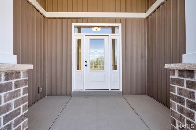 308 Schaper Estates Xing, Foristell, MO 63348