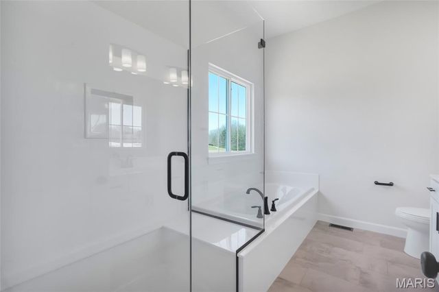 308 Schaper Estates Xing, Foristell, MO 63348