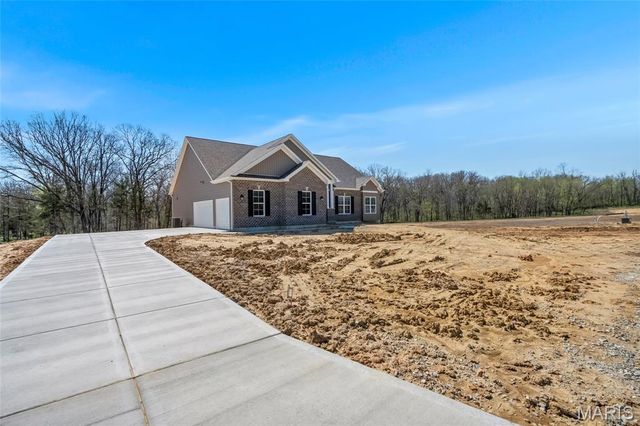 308 Schaper Estates Xing, Foristell, MO 63348