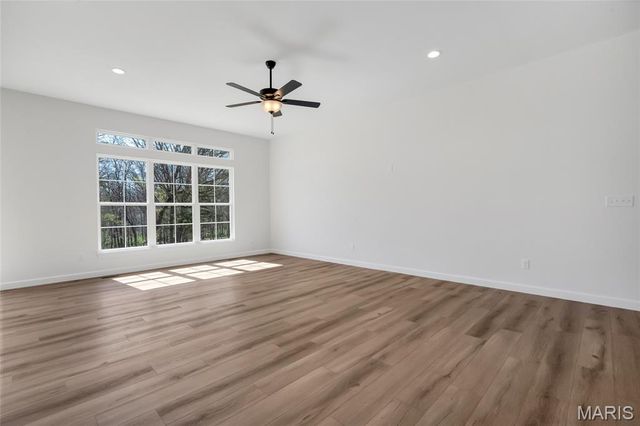 308 Schaper Estates Xing, Foristell, MO 63348