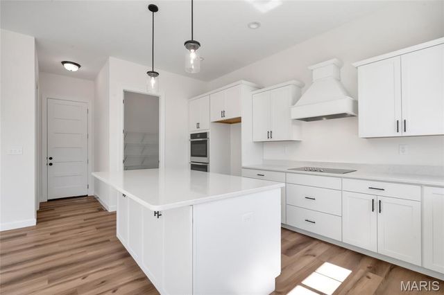 308 Schaper Estates Xing, Foristell, MO 63348