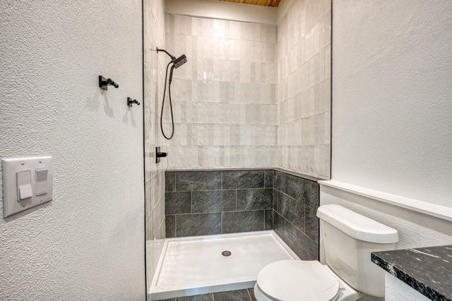 110 Clearwater DR, Kingsland, TX 78639