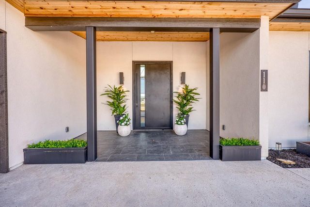 110 Clearwater DR, Kingsland, TX 78639