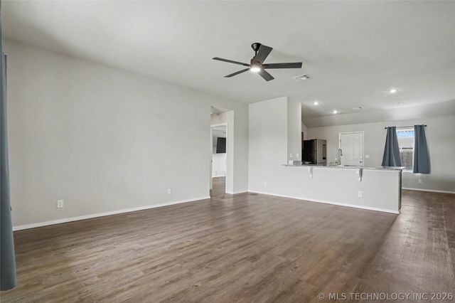 16235 S 87th East Avenue, Bixby, OK 74008