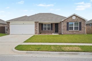 16235 S 87th East Avenue, Bixby, OK 74008
