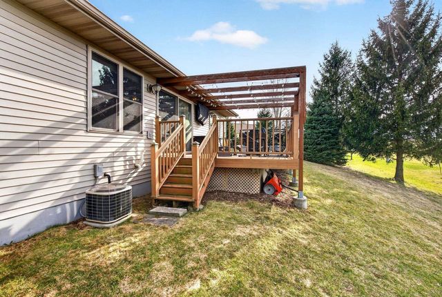 106 PARKVIEW DRIVE, Eden, WI 53019