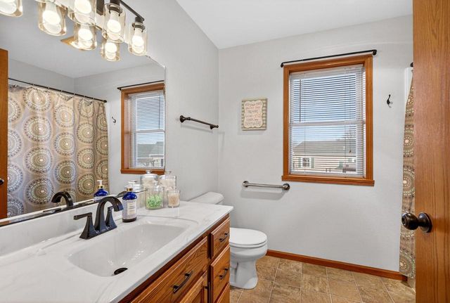 106 PARKVIEW DRIVE, Eden, WI 53019