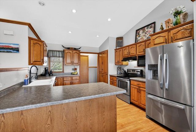106 PARKVIEW DRIVE, Eden, WI 53019