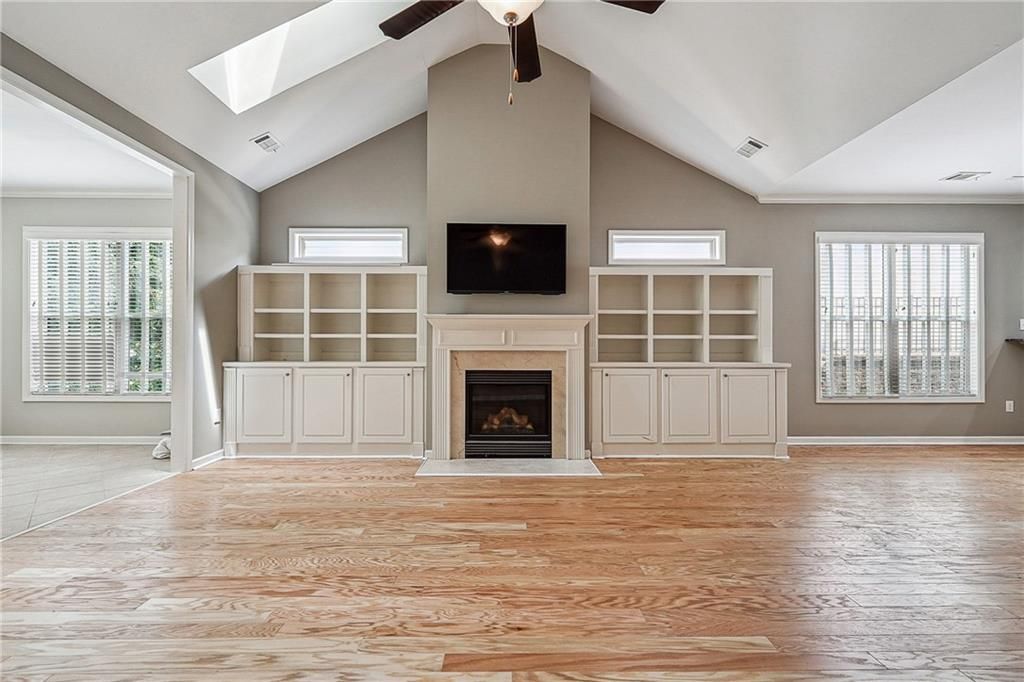 6722 Blue Heron Way, Flowery Branch, GA 30542