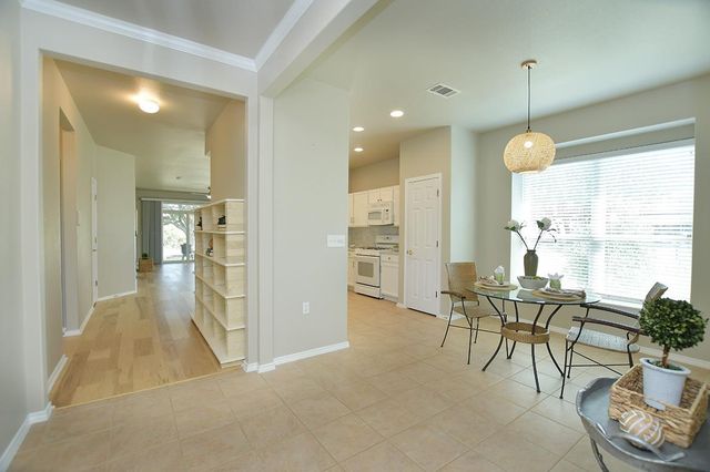 143 Dickens CIR, Georgetown, TX 78633