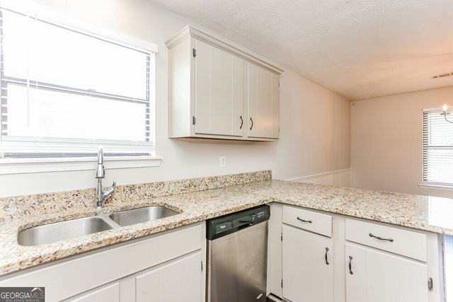 3747 Willow Wood Way, Lawrenceville, GA 30044