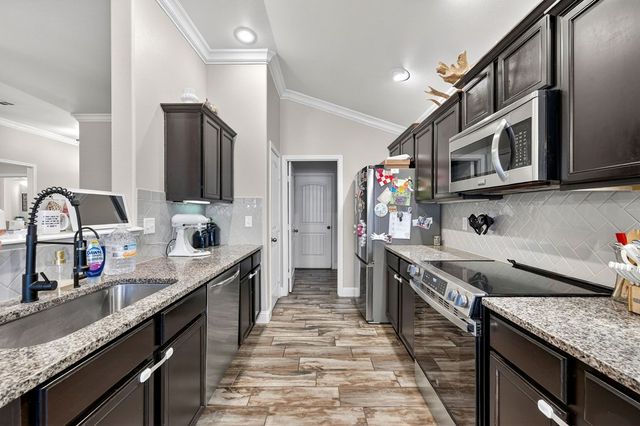 1217 Maverick Lane, Midland, TX 79705