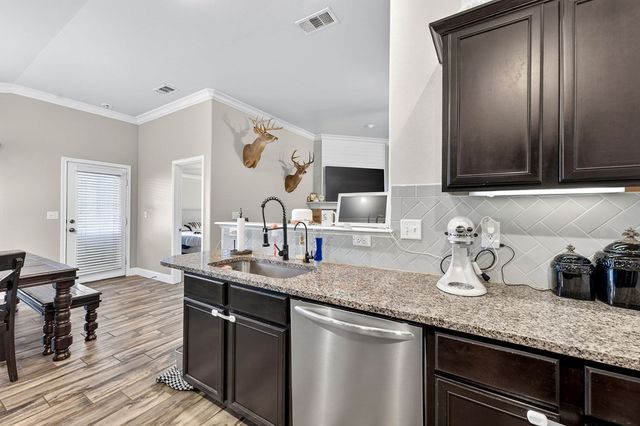 1217 Maverick Lane, Midland, TX 79705