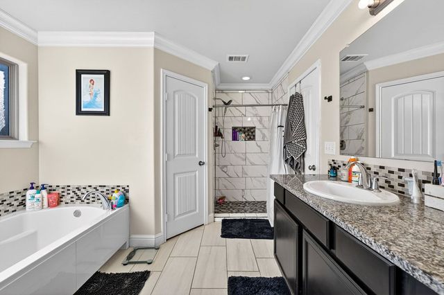 1217 Maverick Lane, Midland, TX 79705