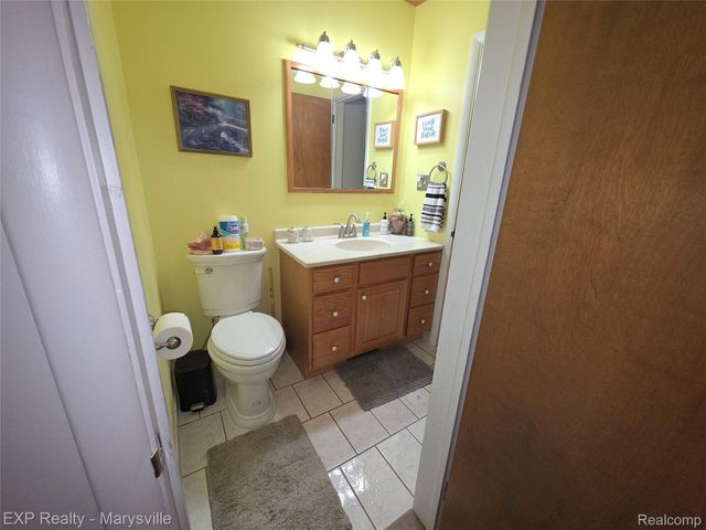 11232 Yale Road, Yale, MI 48097