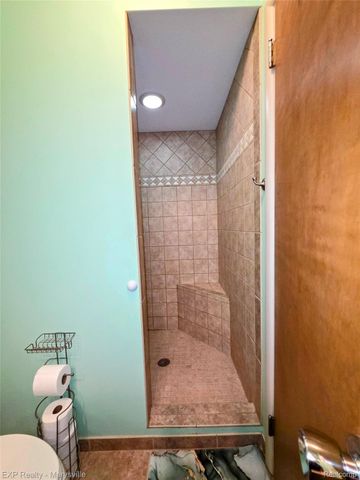 11232 Yale Road, Yale, MI 48097