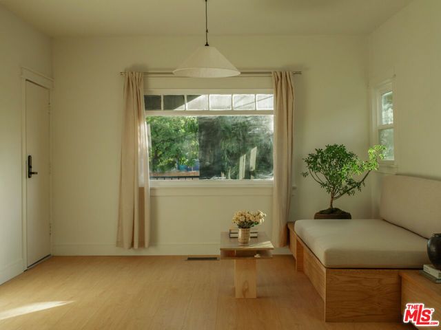 1807 Montana Street, Los Angeles, CA 90026