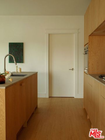 1807 Montana Street, Los Angeles, CA 90026