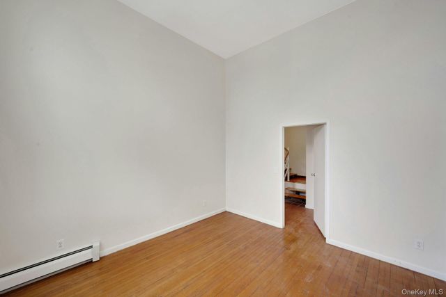 190 Fordham Street 12, Bronx, NY 10464