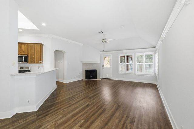 3716 Norman LOOP, Round Rock, TX 78664