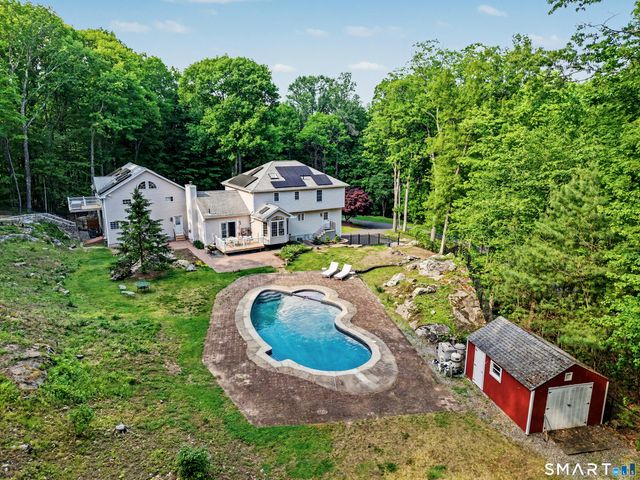 25-1 Macintosh Drive, Oxford, CT 06478