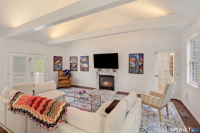 25-1 Macintosh Drive, Oxford, CT 06478