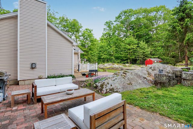 25-1 Macintosh Drive, Oxford, CT 06478