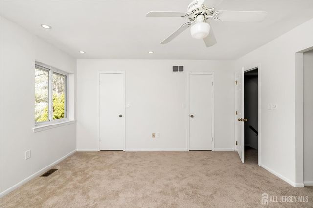 41 Tennyson Drive, Plainsboro, NJ 08536