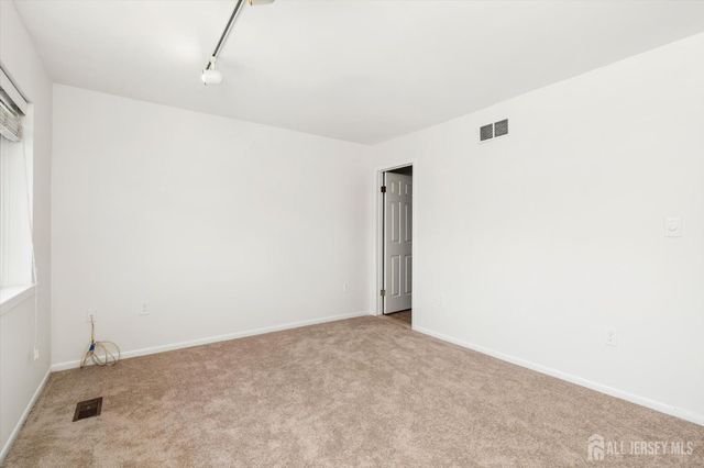41 Tennyson Drive, Plainsboro, NJ 08536