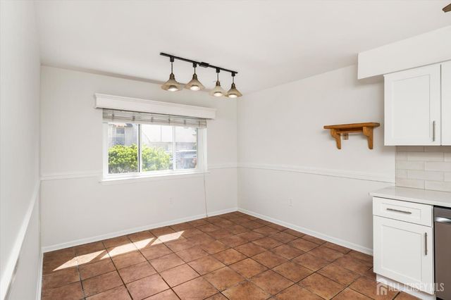 41 Tennyson Drive, Plainsboro, NJ 08536