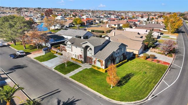 18570 Niagara, Victorville, CA 92395