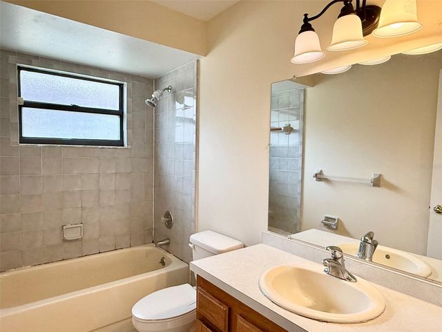 1215 CREEKBOTTOM CIRCLE, Orlando, FL 32825