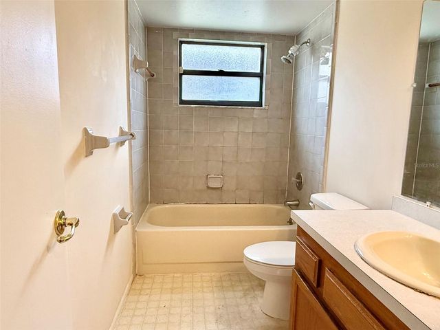 1215 CREEKBOTTOM CIRCLE, Orlando, FL 32825
