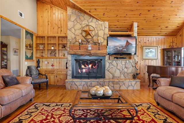 6622 County Road 360, Buffalo, TX 75831