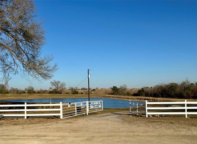 6622 County Road 360, Buffalo, TX 75831