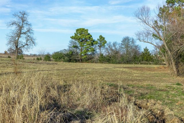 6622 County Road 360, Buffalo, TX 75831