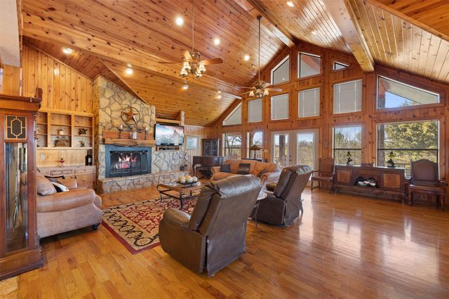 6622 County Road 360, Buffalo, TX 75831