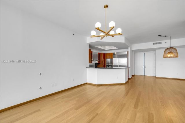 100 S Pointe Dr 1608, Miami Beach, FL 33139