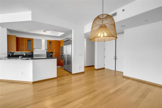100 S Pointe Dr 1608, Miami Beach, FL 33139