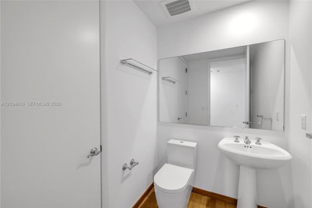 100 S Pointe Dr 1608, Miami Beach, FL 33139