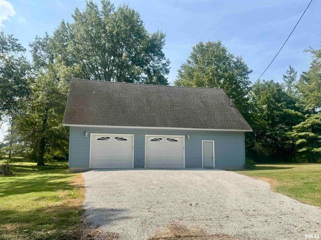 602 S 4TH Street, Dahlgren, IL 62828