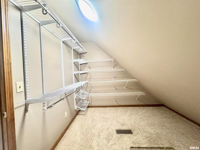 602 S 4TH Street, Dahlgren, IL 62828